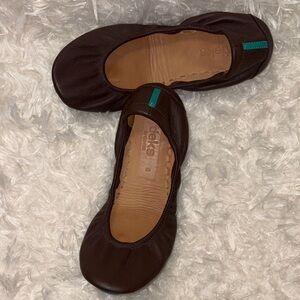 Tieks Brown Leather Flats with Teal Accent